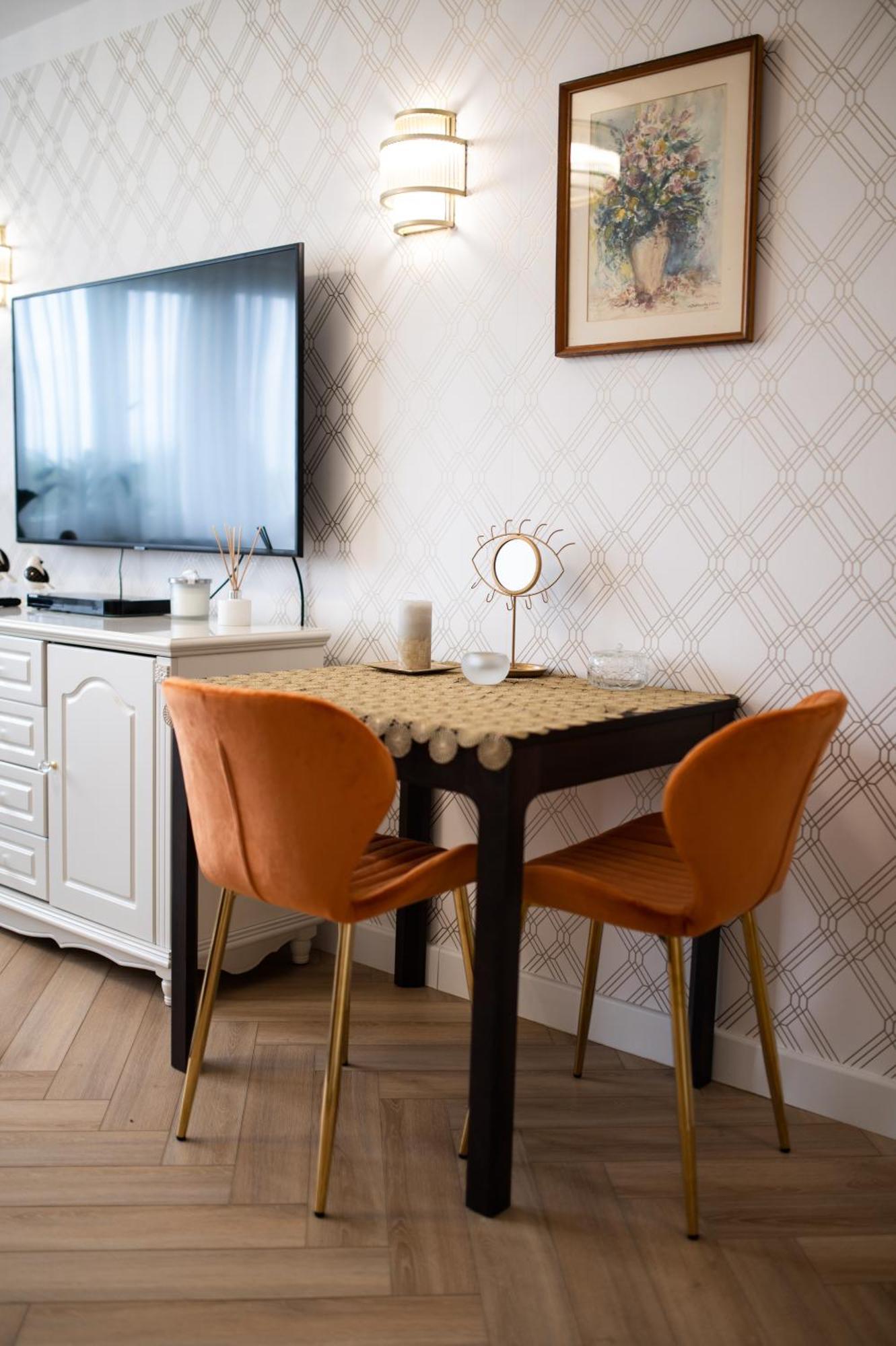 Apartament Zielona Ochota วอร์ซอ ภายนอก รูปภาพ